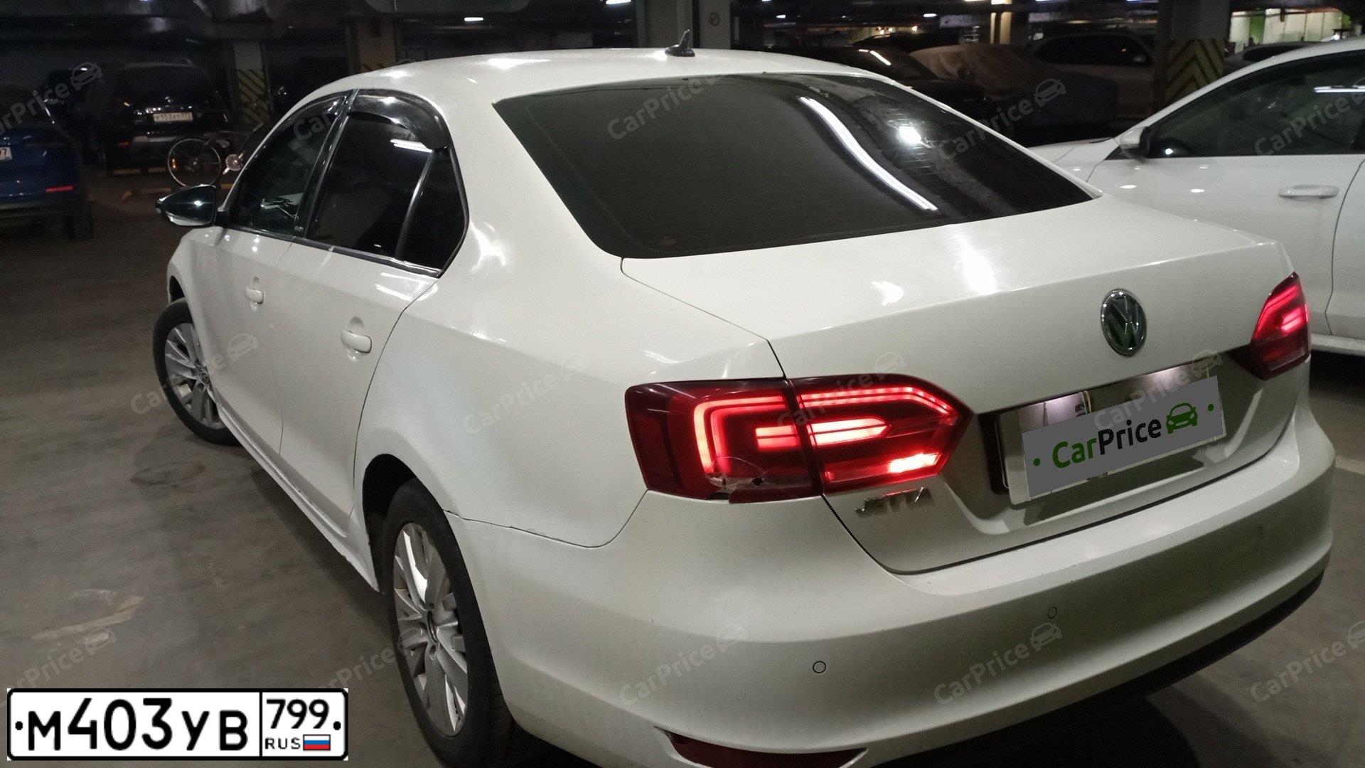 Фото автомобиля VOLKSWAGEN JETTA, 2014 — госномер М403УВ799. Цвет: Белый