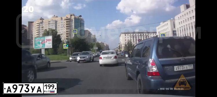Фото автомобиля SUBARU FORESTER, 2007 — госномер А973УА199. Цвет: СИНИЙ