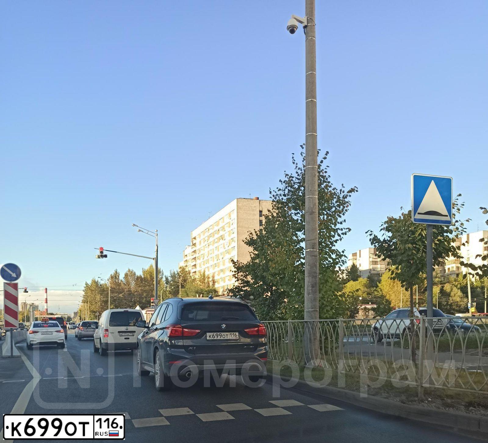 Фото автомобиля HYUNDAI SOLARIS, 2012 — госномер В018ЕТ716. Цвет: Серебристый