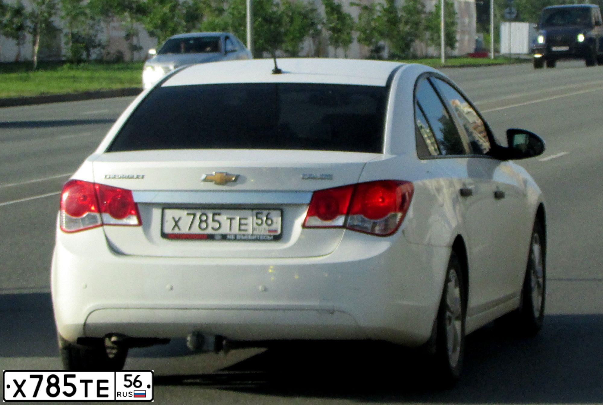Фото автомобиля CHEVROLET CRUZE, 2012 — госномер К262ОР152. Цвет: СВЕТЛО-СЕРЫЙ