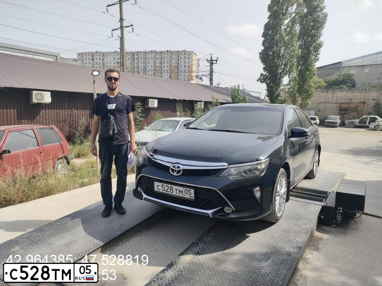 Фото автомобиля TOYOTA CAMRY, 2012 — госномер М003РА69. Цвет: ТЕМНО-СЕРЫЙ МЕТАЛЛИК