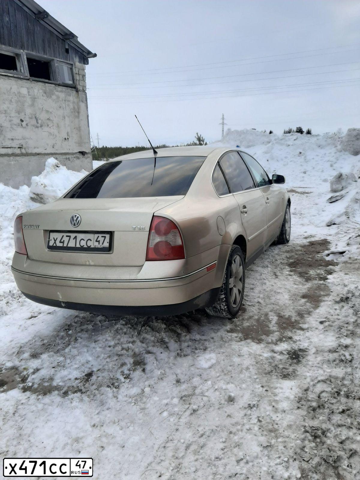 Фото автомобиля VOLKSWAGEN PASSAT, 2002 — госномер В491ОН186. Цвет: ЗОЛОТИСТЫЙ