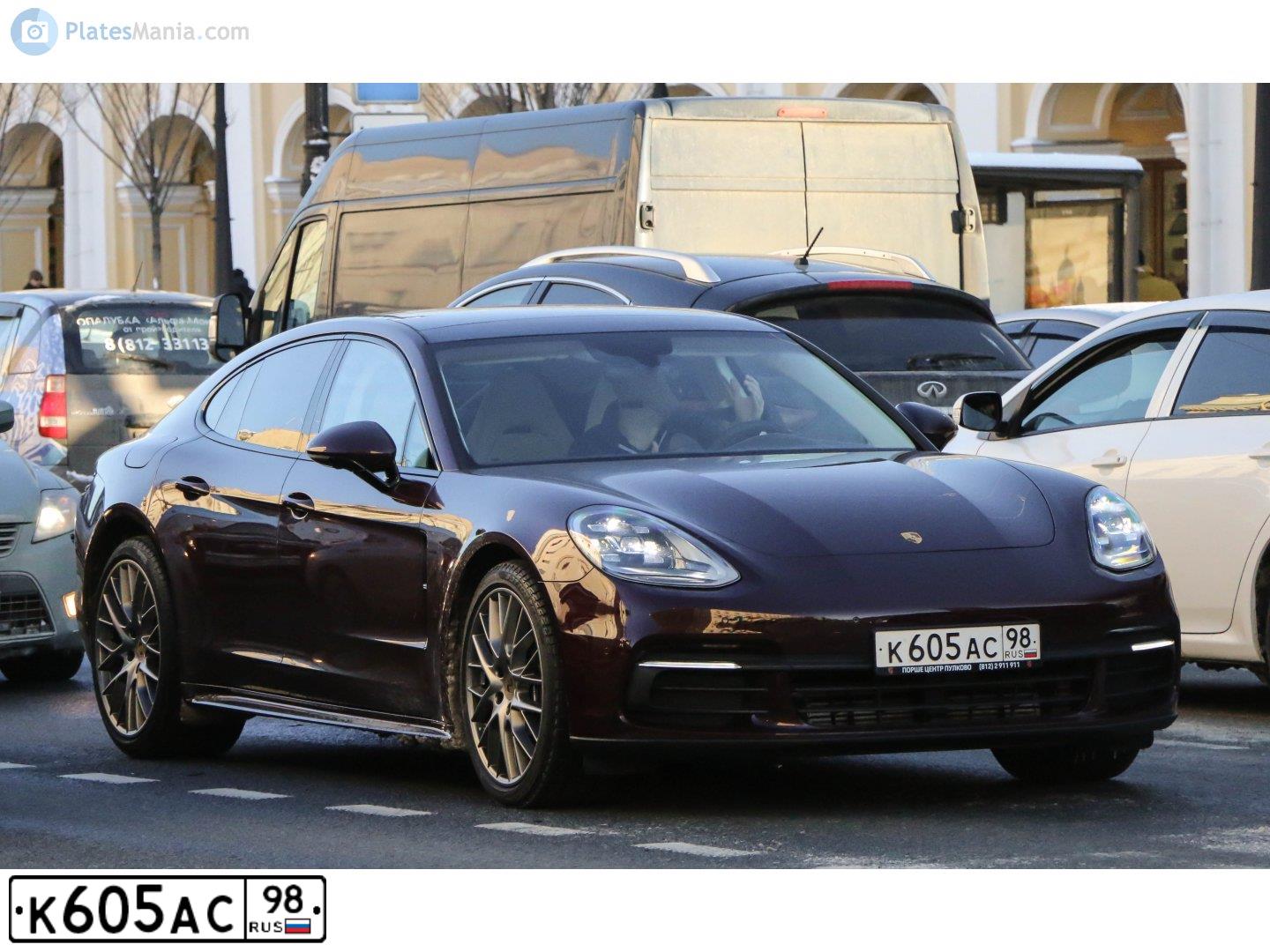Фото автомобиля PORSCHE CAYENNE, 2020 — госномер К605АС98. Цвет: Оранжевый