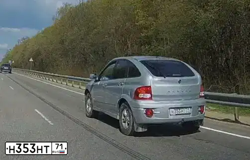 Фото автомобиля SSANGYONG ACTYON, 2008 — госномер Х373СО71. Цвет: СЕРЕБРИСТЫЙ МЕТАЛЛИК