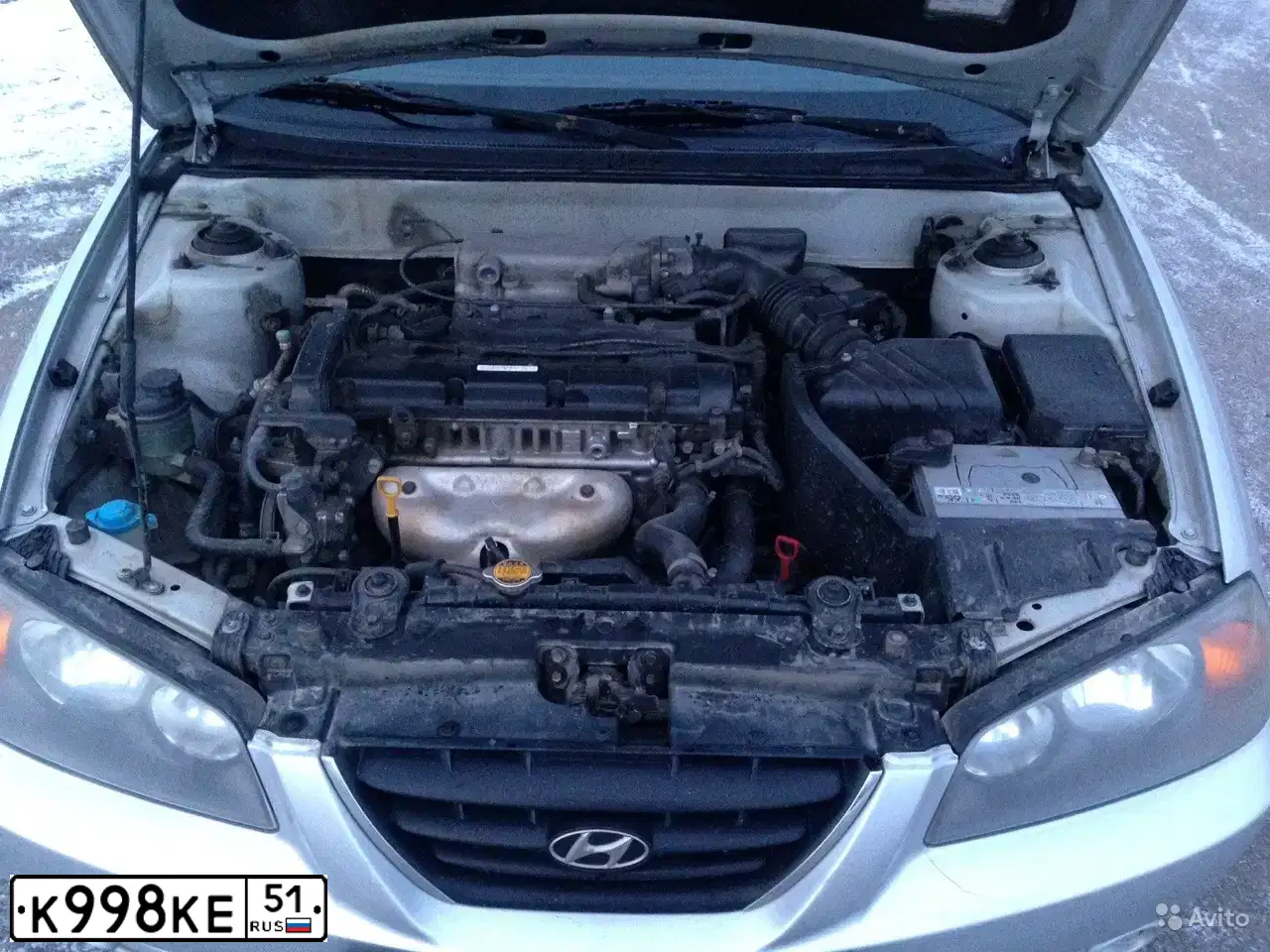 Фото автомобиля HYUNDAI ELANTRA, 2005 — госномер М797РС164. Цвет: Серебристый