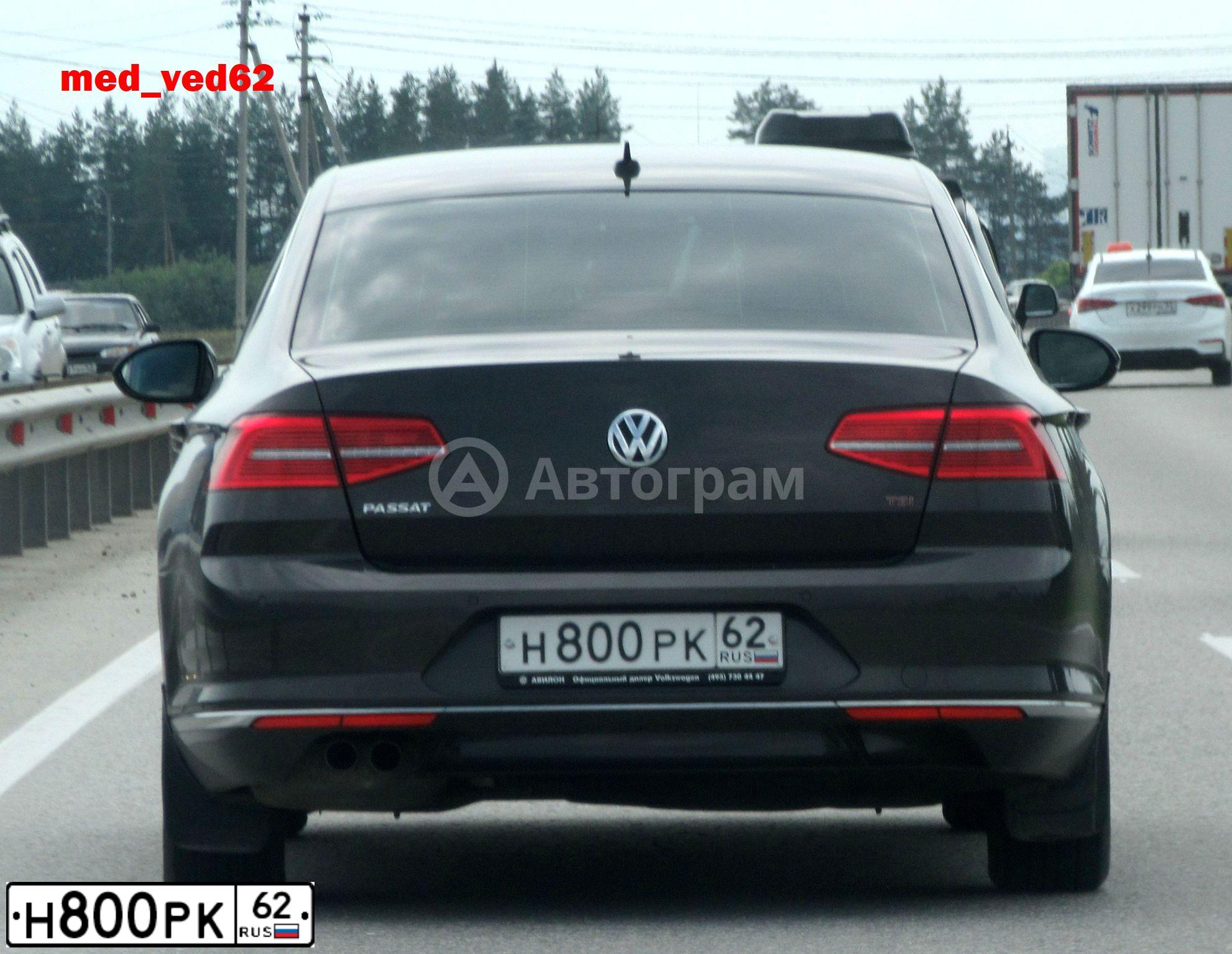 Фото автомобиля VOLKSWAGEN PASSAT, 2017 — госномер С632УО799. Цвет: Коричневый