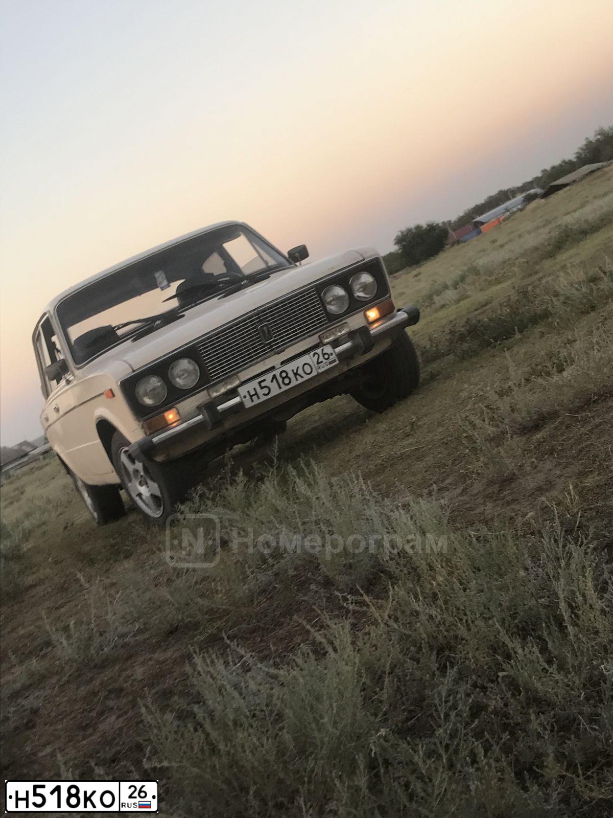Фото автомобиля LADA 2106, 1986 — госномер Н518КО26. Цвет: БЕЛЫЙ