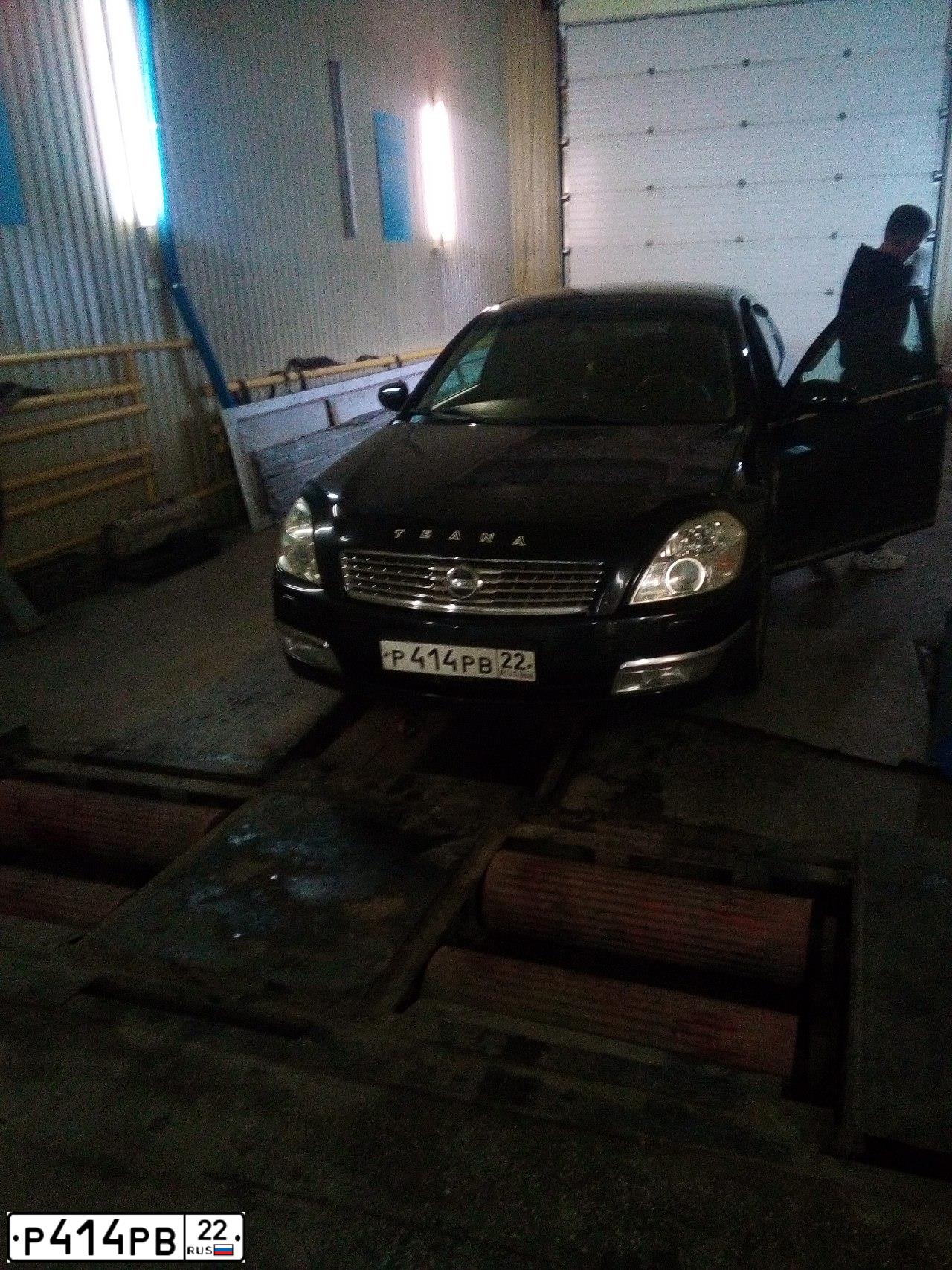 Фото автомобиля NISSAN TEANA, 2007 — госномер О057ОО97. Цвет: ЧЕРНЫЙ