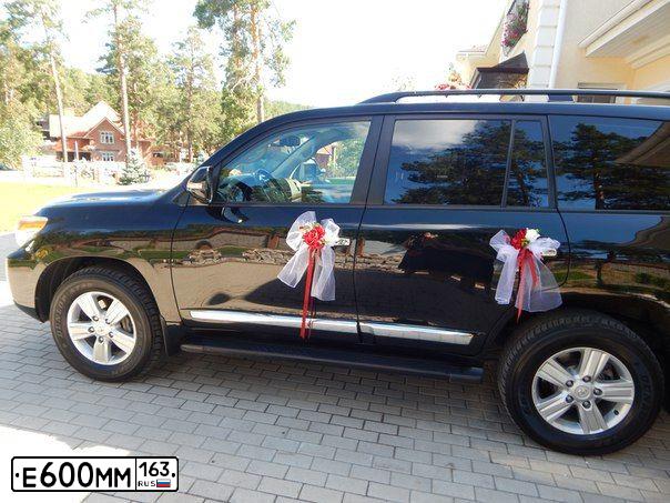 Фото автомобиля TOYOTA LANDCRUISER 200, 2012 — госномер Е600ММ163. Цвет: ЧЕРНЫЙ