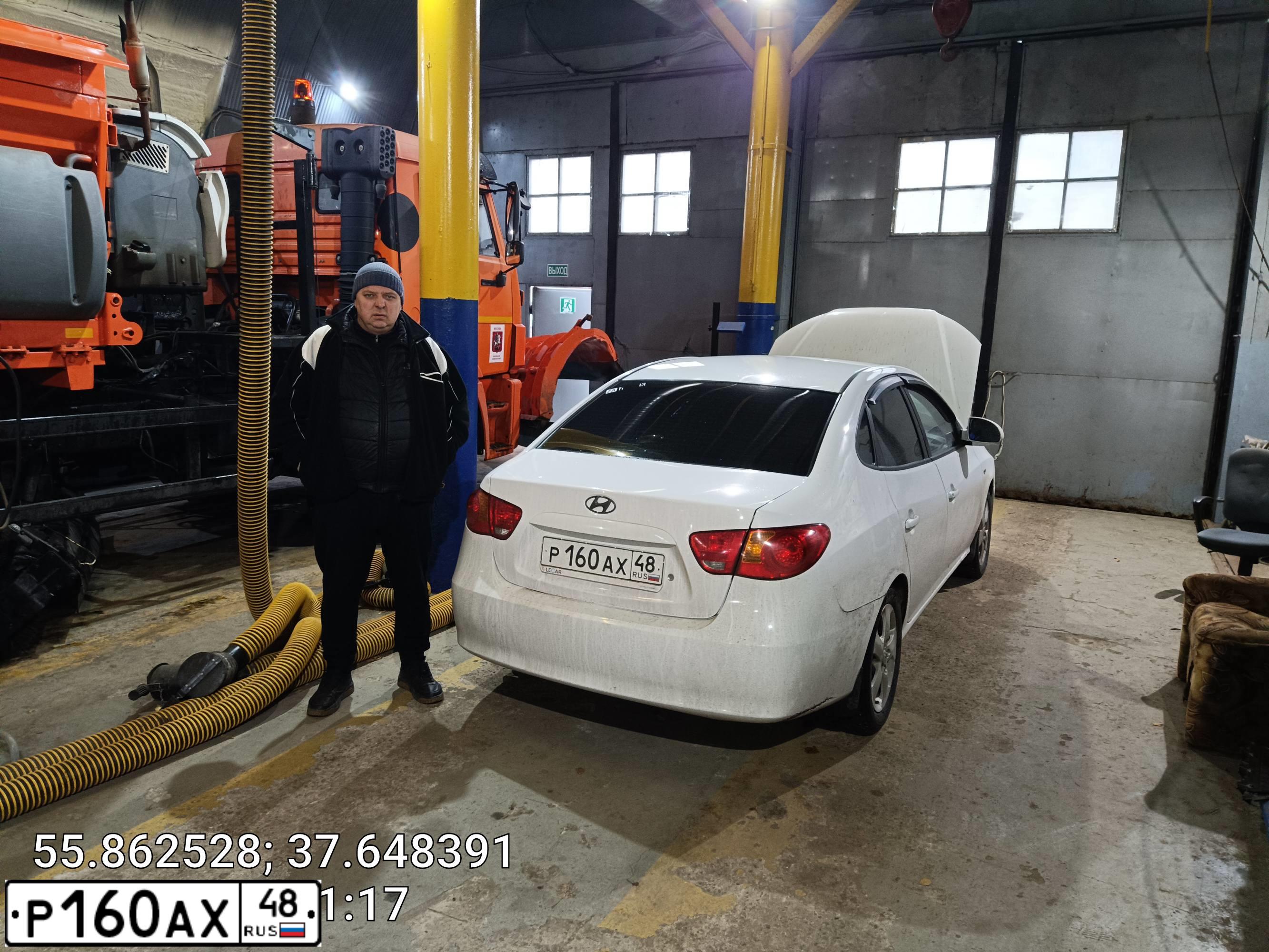 Фото автомобиля HYUNDAI ELANTRA, 2008 — госномер К717КУ199. Цвет: Белый