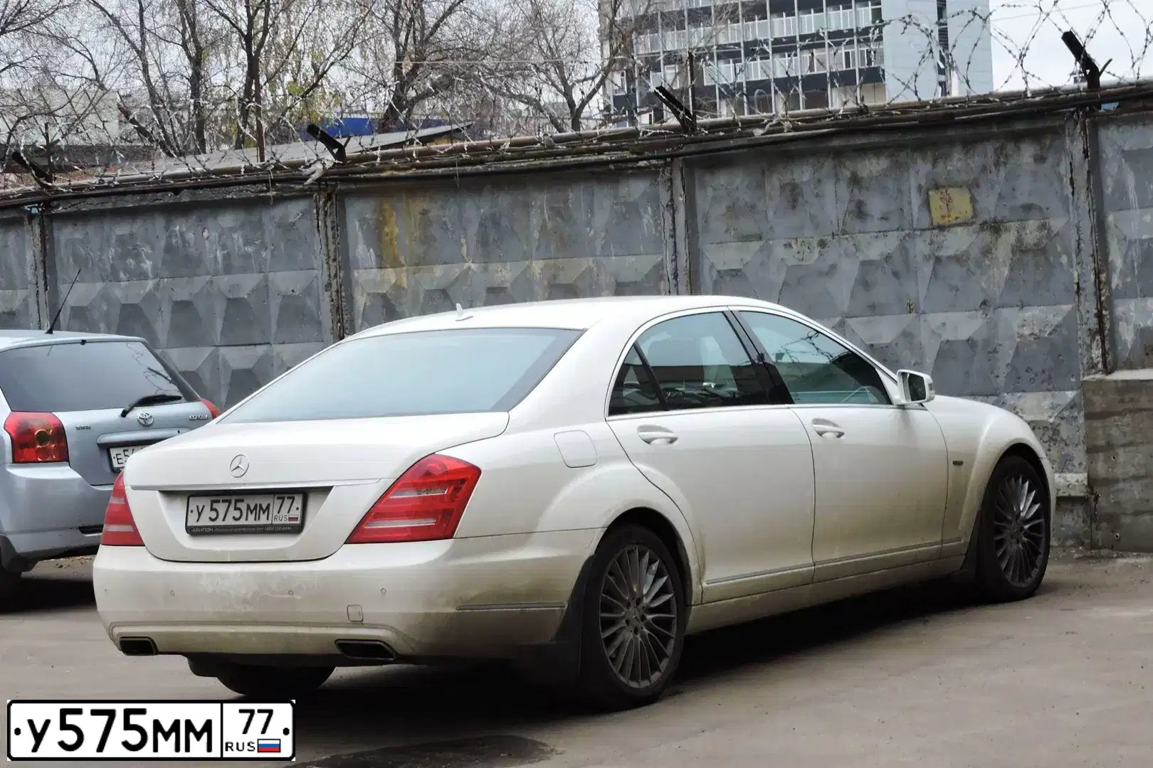 Фото автомобиля VOLKSWAGEN GOLF, 2001 — госномер В181ОЕ797. Цвет: КРАСНЫЙ