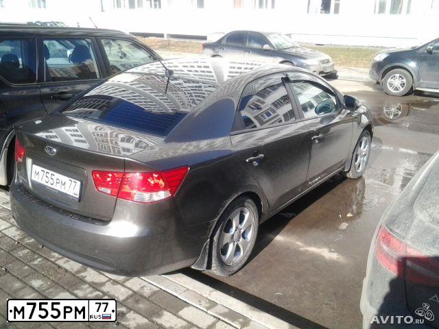 Фото автомобиля KIA CERATO, 2010 — госномер Н684ХР790. Цвет: ЖЕЛТЫЙ