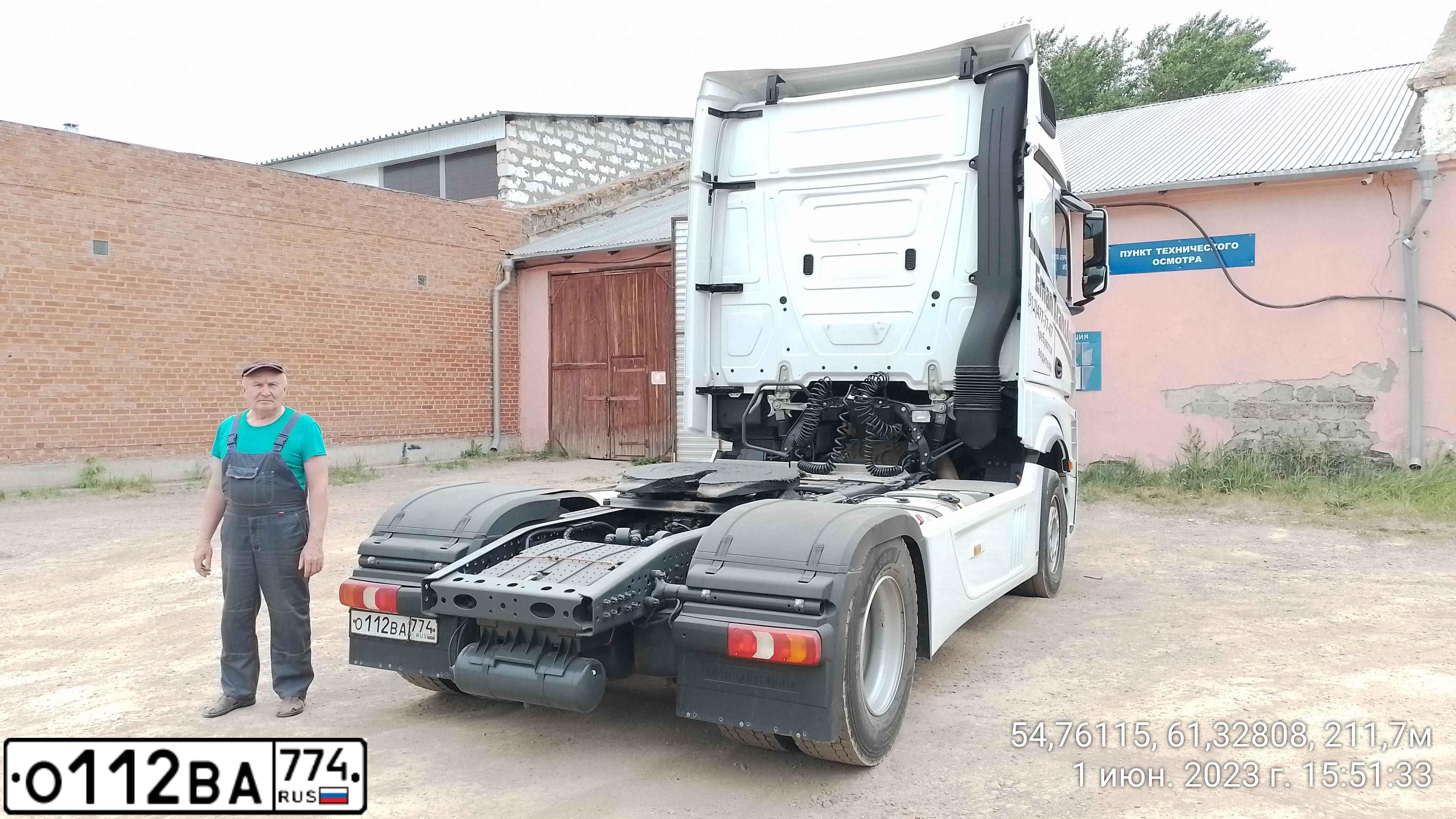 Фото автомобиля MERCEDES-BENZ ACTROS, 2020 — госномер В927АО550