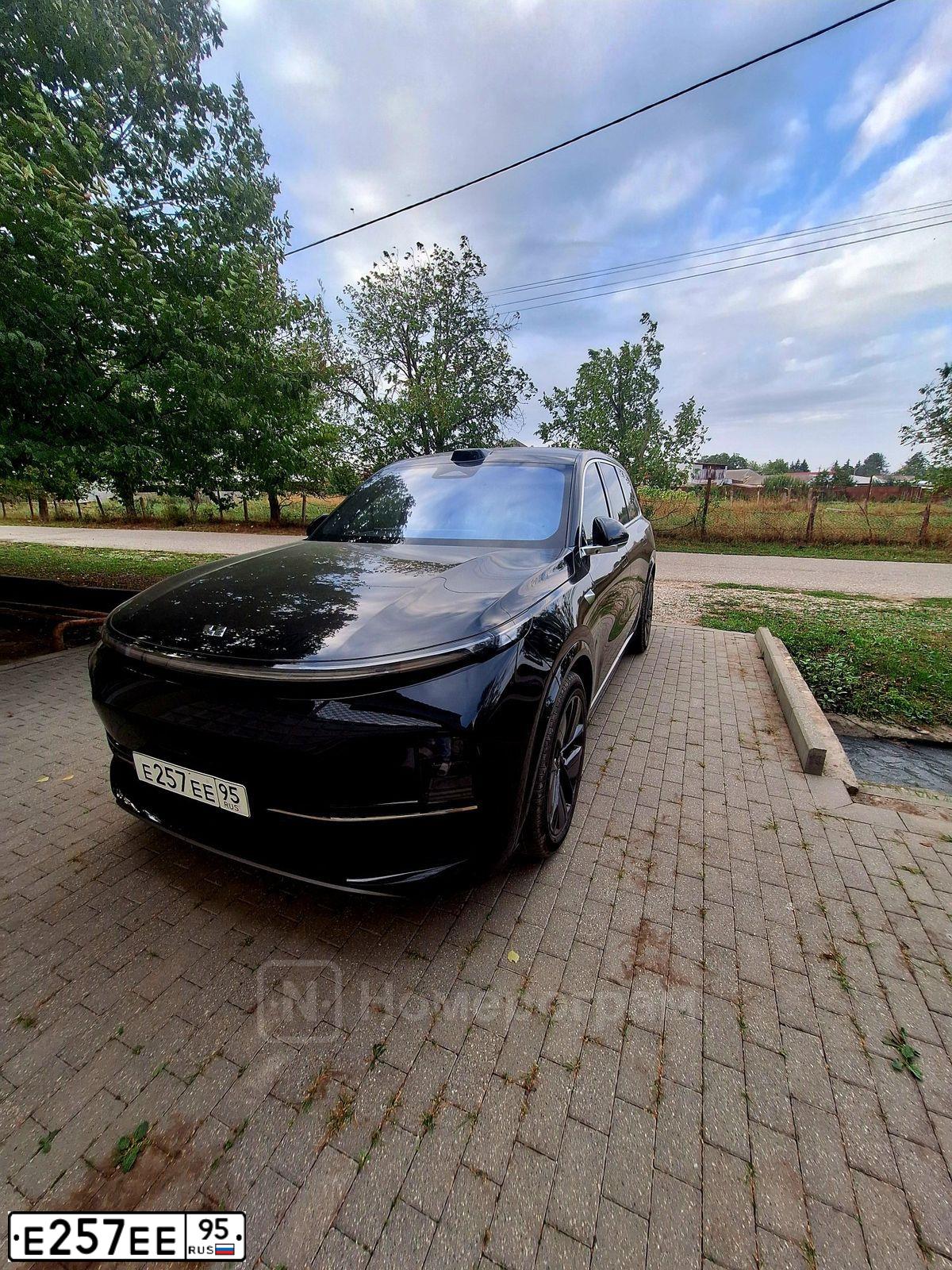Фото автомобиля TOYOTA CAMRY, 2015 — госномер М830МУ136