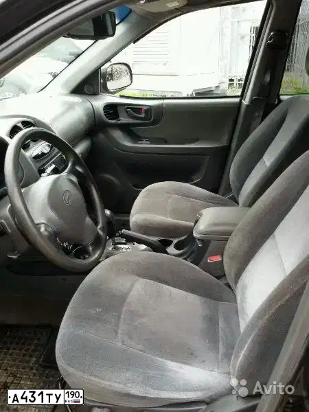 Фото автомобиля HYUNDAI SANTA FE, 2001 — госномер М858КУ790. Цвет: ЧЕРНЫЙ