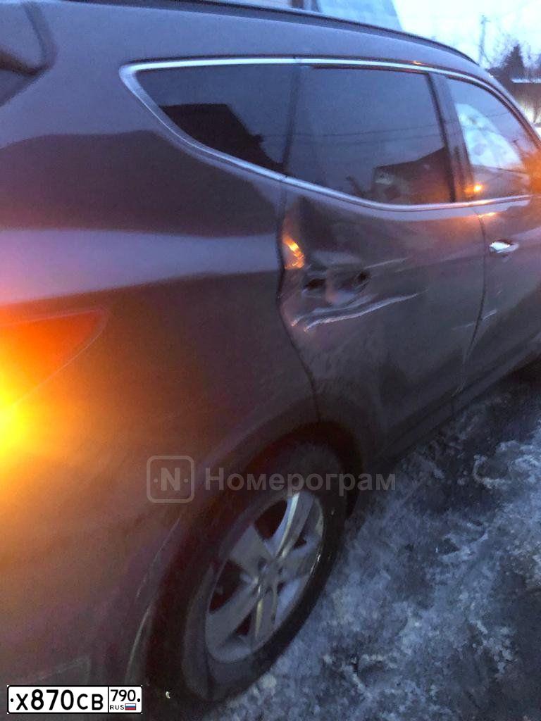 Фото автомобиля HYUNDAI SANTA FE, 2014 — госномер Х870СВ790. Цвет: Коричневый