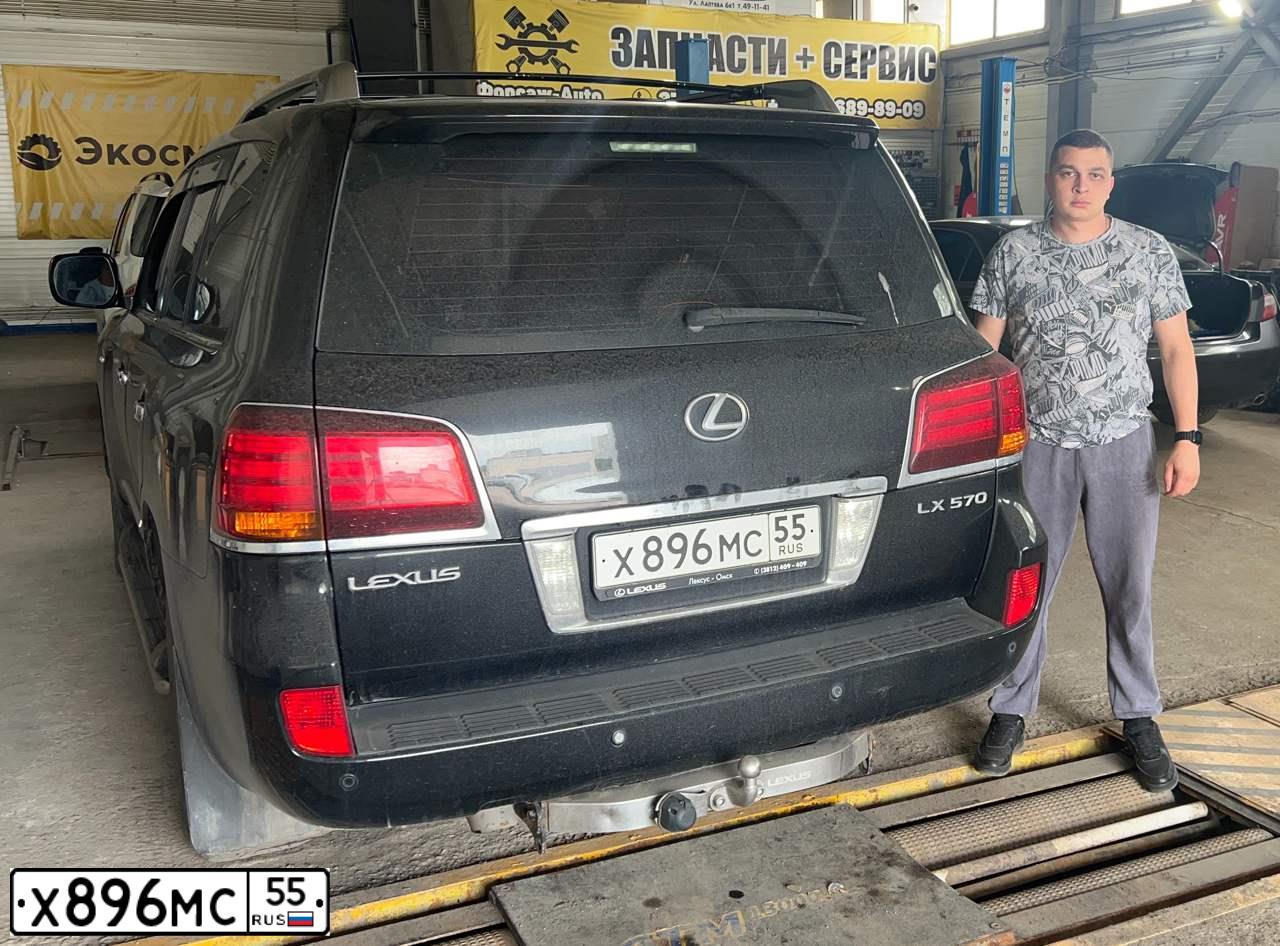 Фото автомобиля LEXUS LX, 2008 — госномер Е003АС777. Цвет: ЧЕРНЫЙ