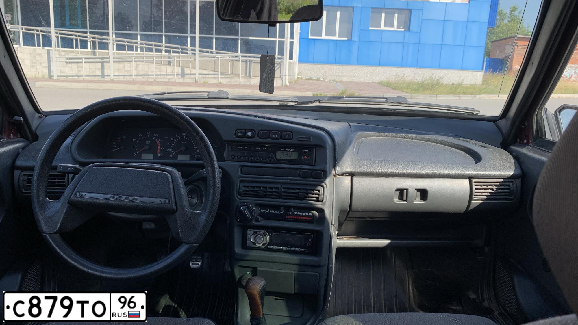 Фото автомобиля LADA 2115 SAMARA, 2005 — госномер Р477ХХ196. Цвет: ВИШНЕВЫЙ
