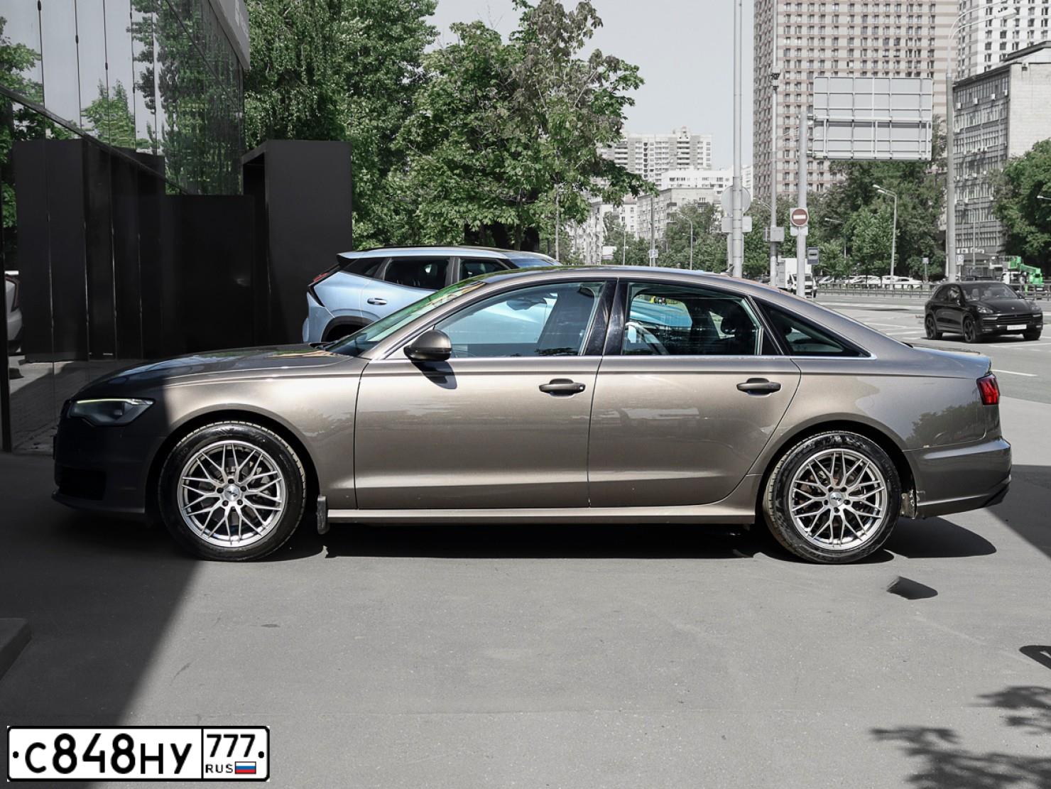 Фото автомобиля AUDI A6, 2015 — госномер Р378МО977