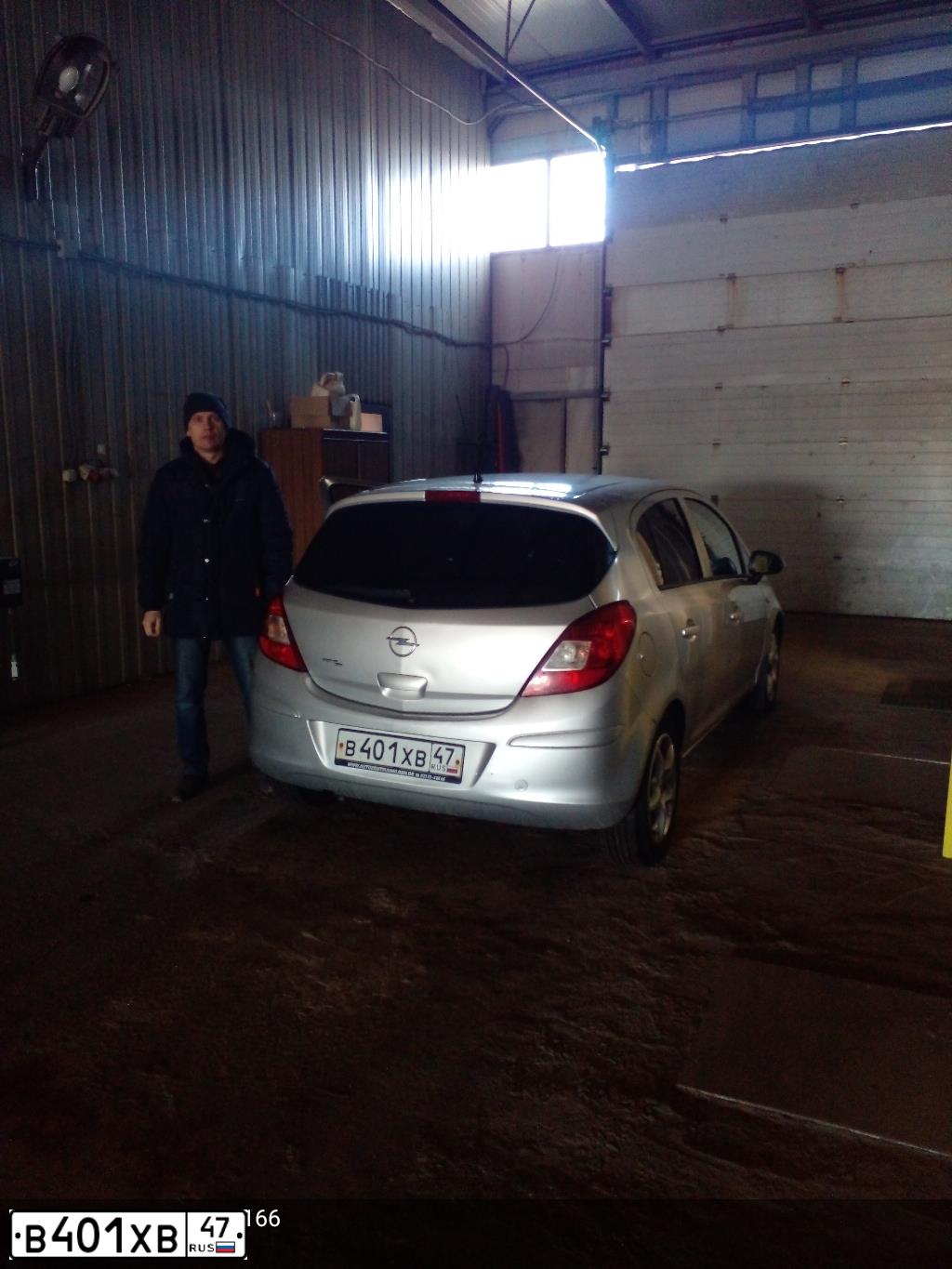 Фото автомобиля ОПЕЛЬ СОRSА 1,2 16V, 2009 — госномер К058КТ53. Цвет: СЕРЕБРИСТЫЙ