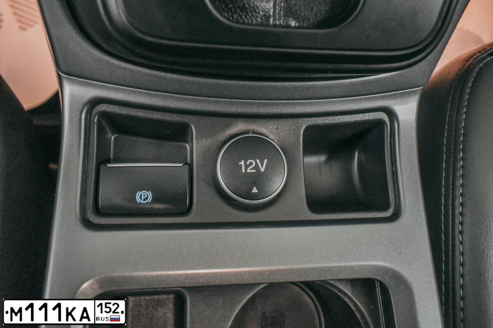 Фото автомобиля KIA CEE'D, 2013 — госномер М111КА152. Цвет: ЧЕРНЫЙ