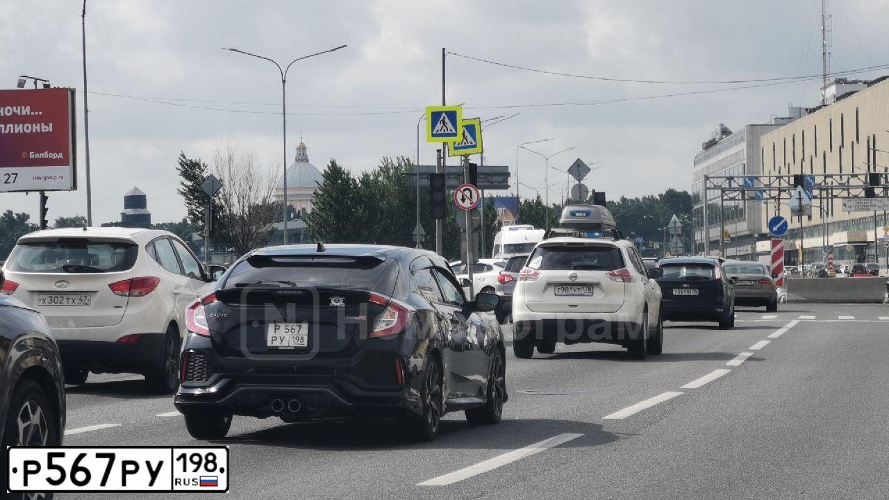 Фото автомобиля HONDA CIVIC HONDA CIVIC, 2018 — госномер Р567РУ198. Цвет: Черный