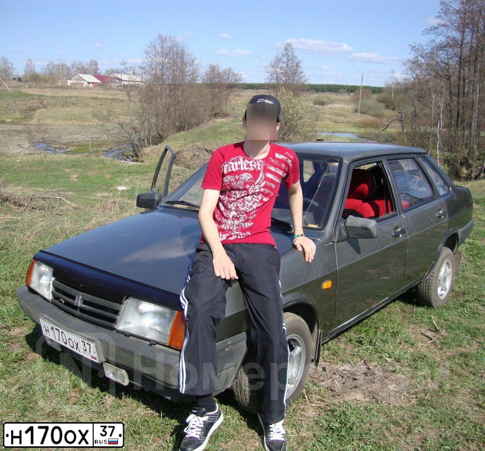 Фото автомобиля LADA 2109 SAMARA, 2001 — госномер В417АР90. Цвет: СЕРО-ЗЕЛЕНЫЙ