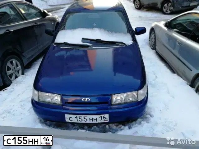 Фото автомобиля LADA 2110 LADA, 2003 — госномер С155НН16. Цвет: СЕРЕБРИСТО-ЯРКО-СИНИЙ