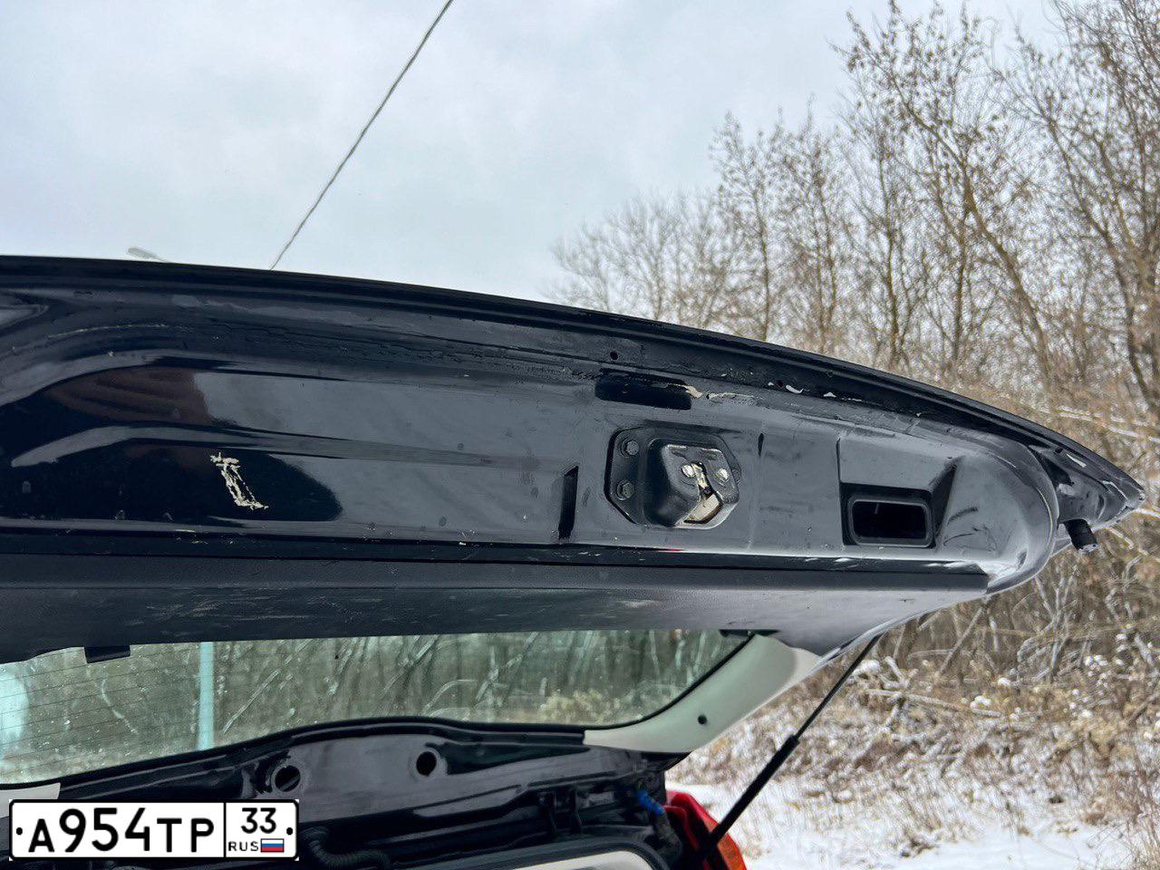 Фото автомобиля NISSAN NOTE, 2012 — госномер А954ТР33. Цвет: ЧЕРНЫЙ