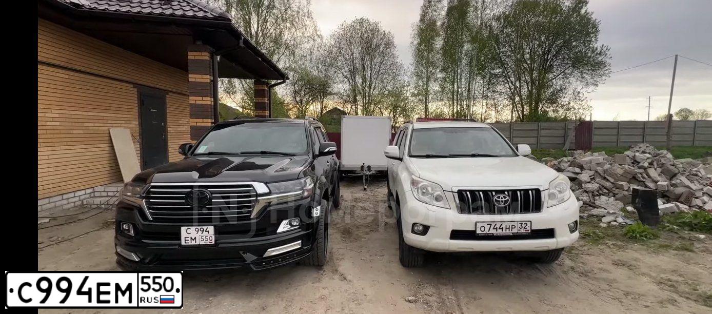 Фото автомобиля TOYOTA LANDCRUISER 200, 2008 — госномер М239УМ33. Цвет: ЧЕРНЫЙ
