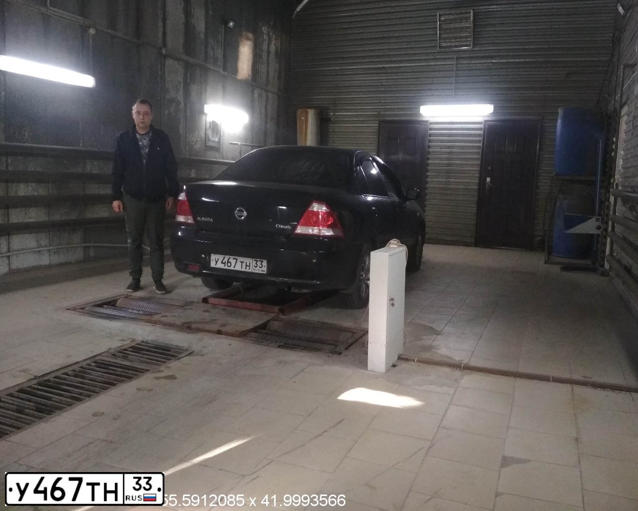 Фото автомобиля NISSAN ALMERA, 2006 — госномер У467ТН33. Цвет: ЧЕРНЫЙ