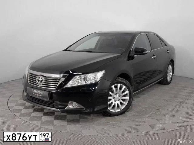 Фото автомобиля TOYOTA CAMRY, 2012 — госномер У900ТУ33. Цвет: ЧЕРНЫЙ МЕТАЛИК