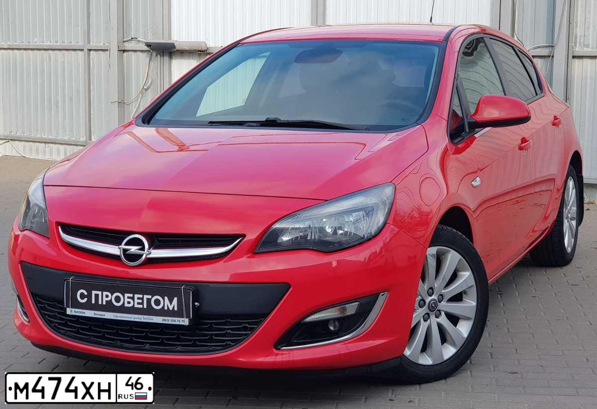 Фото автомобиля OPEL ASTRA, 2012 — госномер Т716АХ180. Цвет: Красный