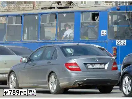 Фото автомобиля MERCEDES C-KLASSE, 2011 — госномер М789РЕ197. Цвет: СЕРЫЙ
