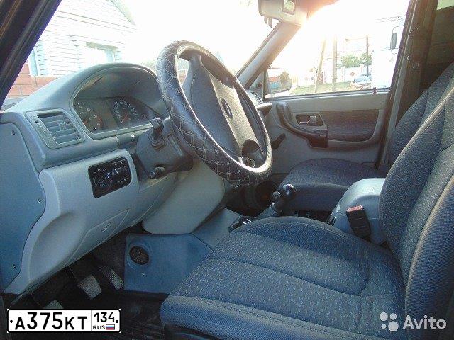 Фото автомобиля UAZ 3163 PATRIOT, 2008 — госномер Р167СТ64. Цвет: АВАНТЮРИН МЕТАЛЛИК