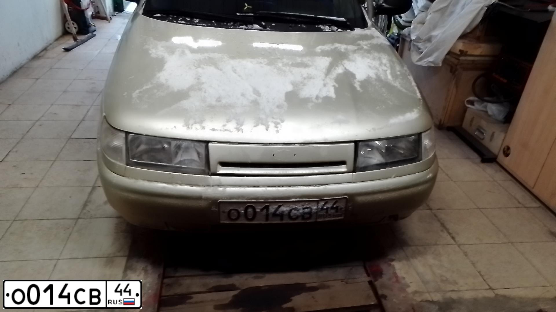 Фото автомобиля LADA 2112, 2005 — госномер Х993НР76. Цвет: Серый
