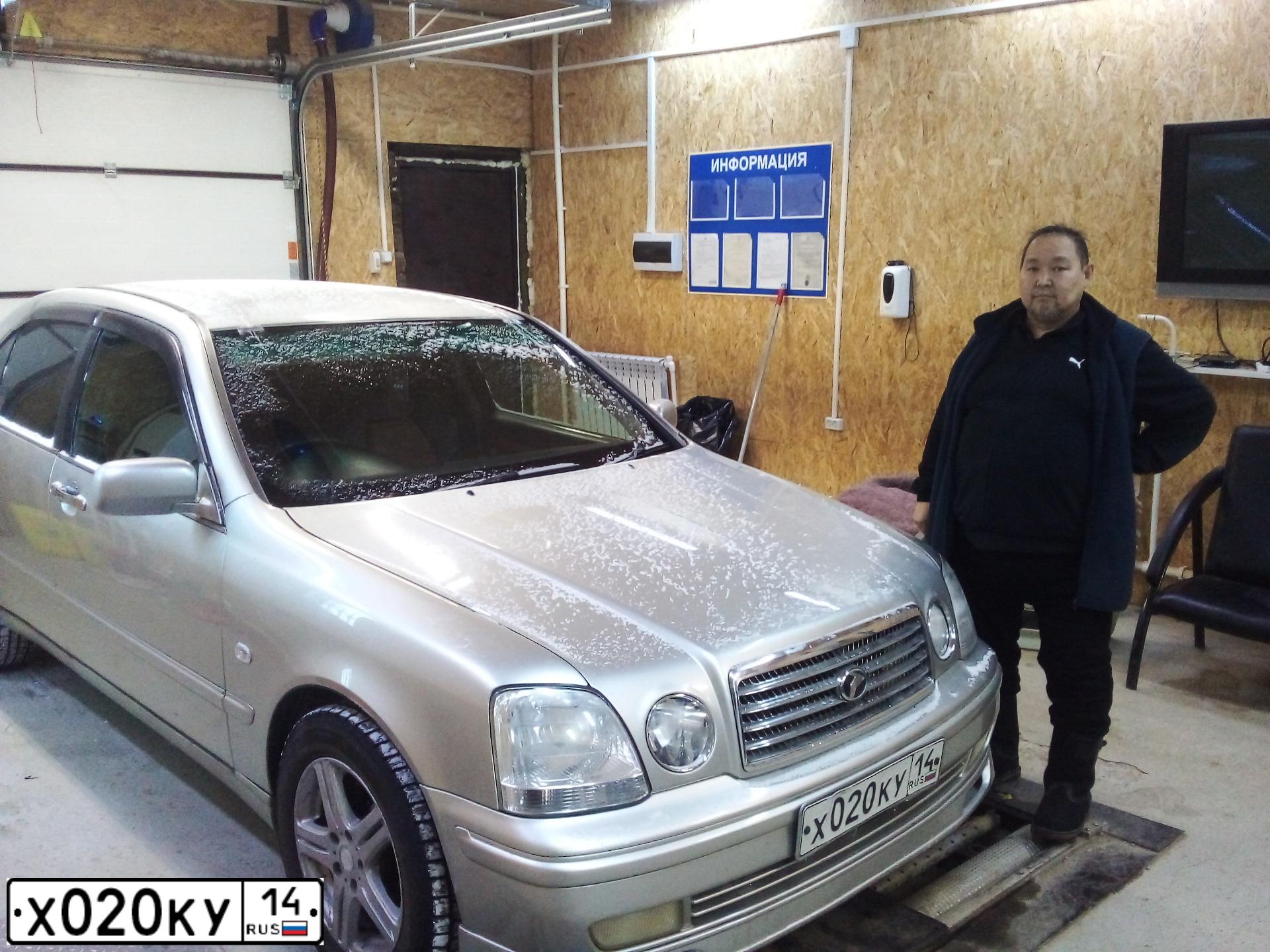 Фото автомобиля TOYOTA PROGRES, 1998 — госномер С491СА27