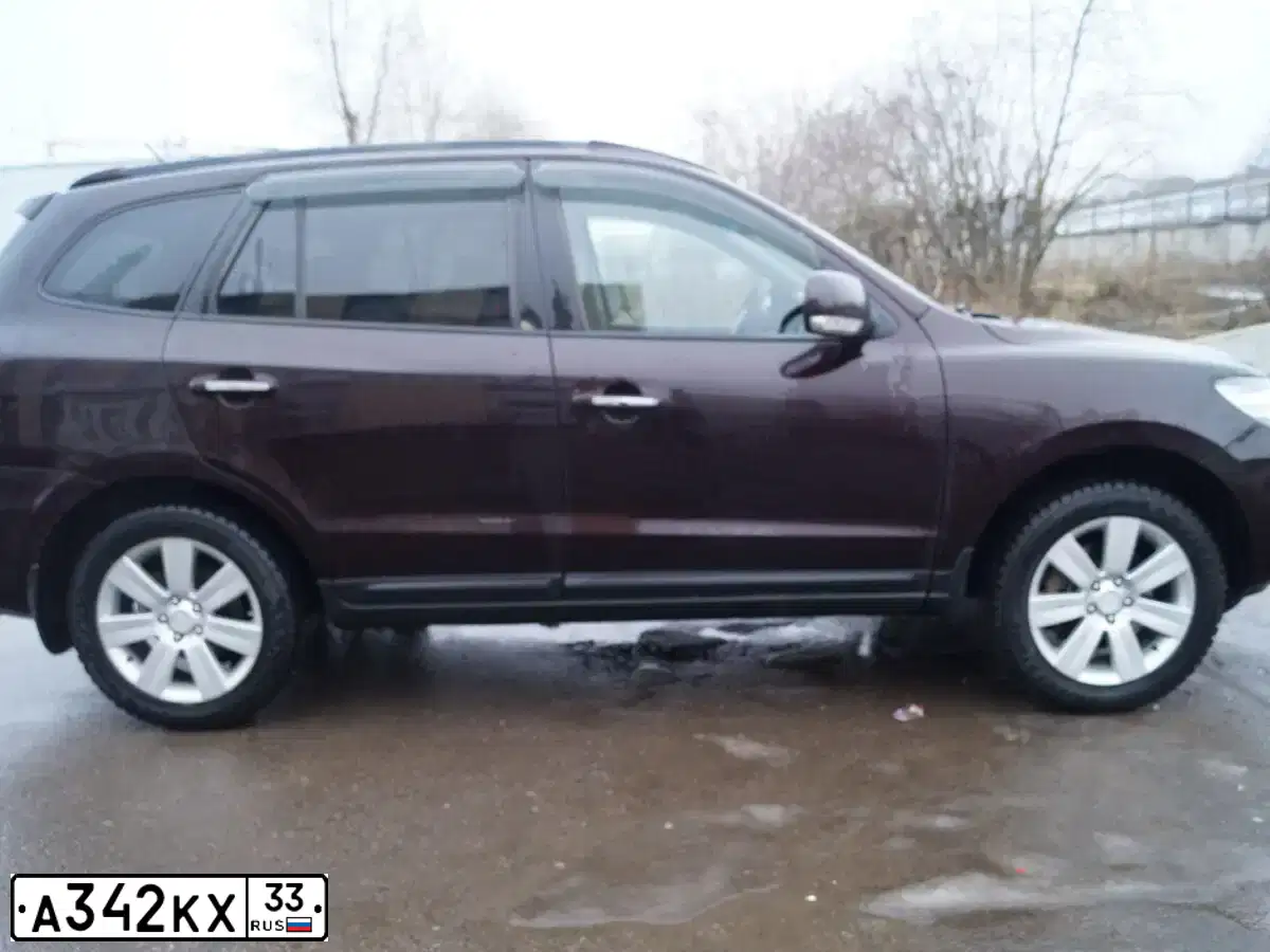 Фото автомобиля TOYOTA HIGHLANDER, 2012 — госномер У349ЕВ154. Цвет: БЕЖЕВЫЙ