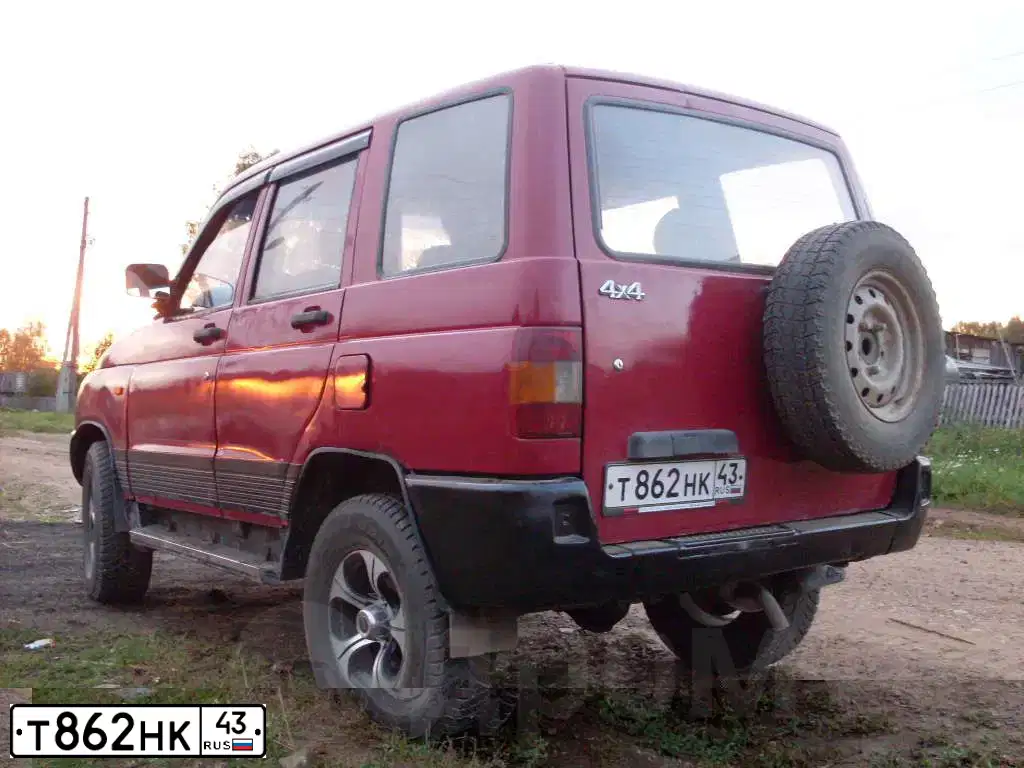 Фото автомобиля LADA 2104 LADA, 2000 — госномер Т862НК43. Цвет: Красный