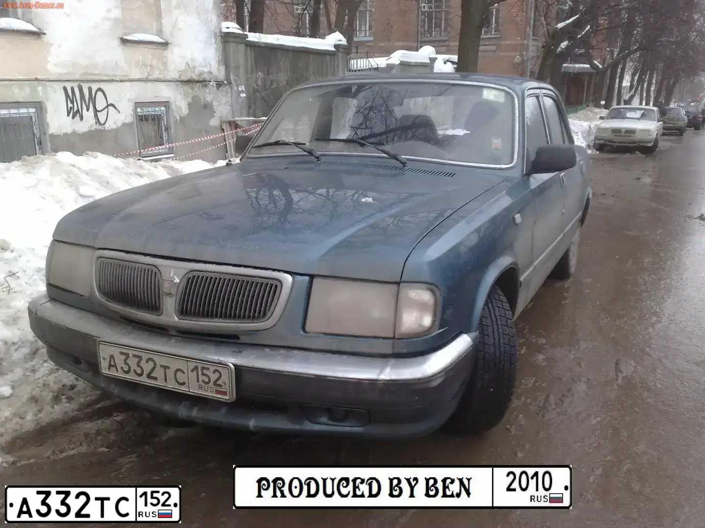 Фото автомобиля GAZ 3110 WOLGA, 2002 — госномер А332ТС152. Цвет: СИНИЙ