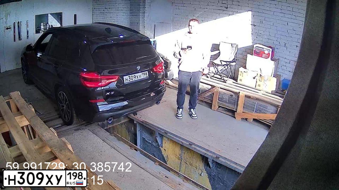 Фото автомобиля BMW X3, 2019 — госномер О252АА198. Цвет: ЧЕРНЫЙ