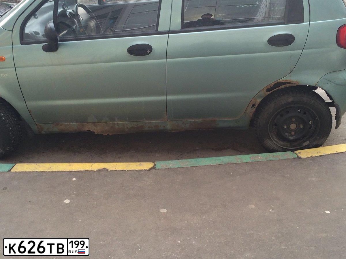 Фото автомобиля DAEWOO MATIZ, 2009 — госномер К626ТВ199. Цвет: ЗЕЛЕНЫЙ