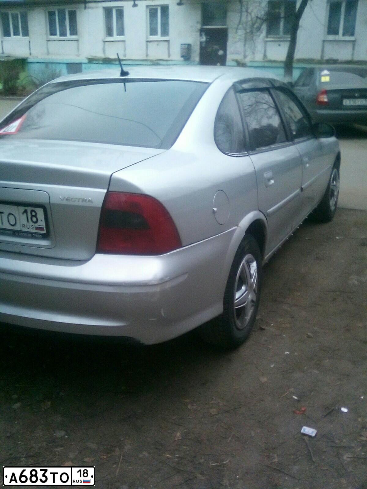 Фото автомобиля OPEL VECTRA, 2000 — госномер Р293ОУ159. Цвет: СЕРЕБРИСТЫЙ