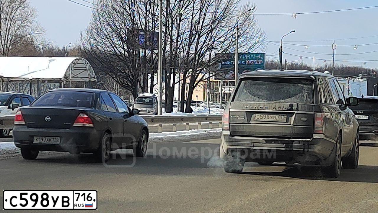 Фото автомобиля LANDROVER RANGE ROVER, 2014 — госномер С598УВ716. Цвет: ЧЕРНЫЙ