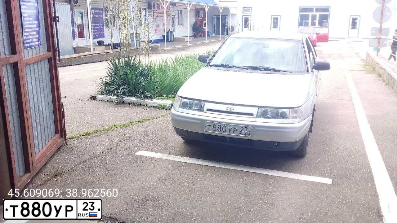 Фото автомобиля ВАЗ 21030, 2002 — госномер В173ХО193. Цвет: СЕРЕБРИСТЫЙ