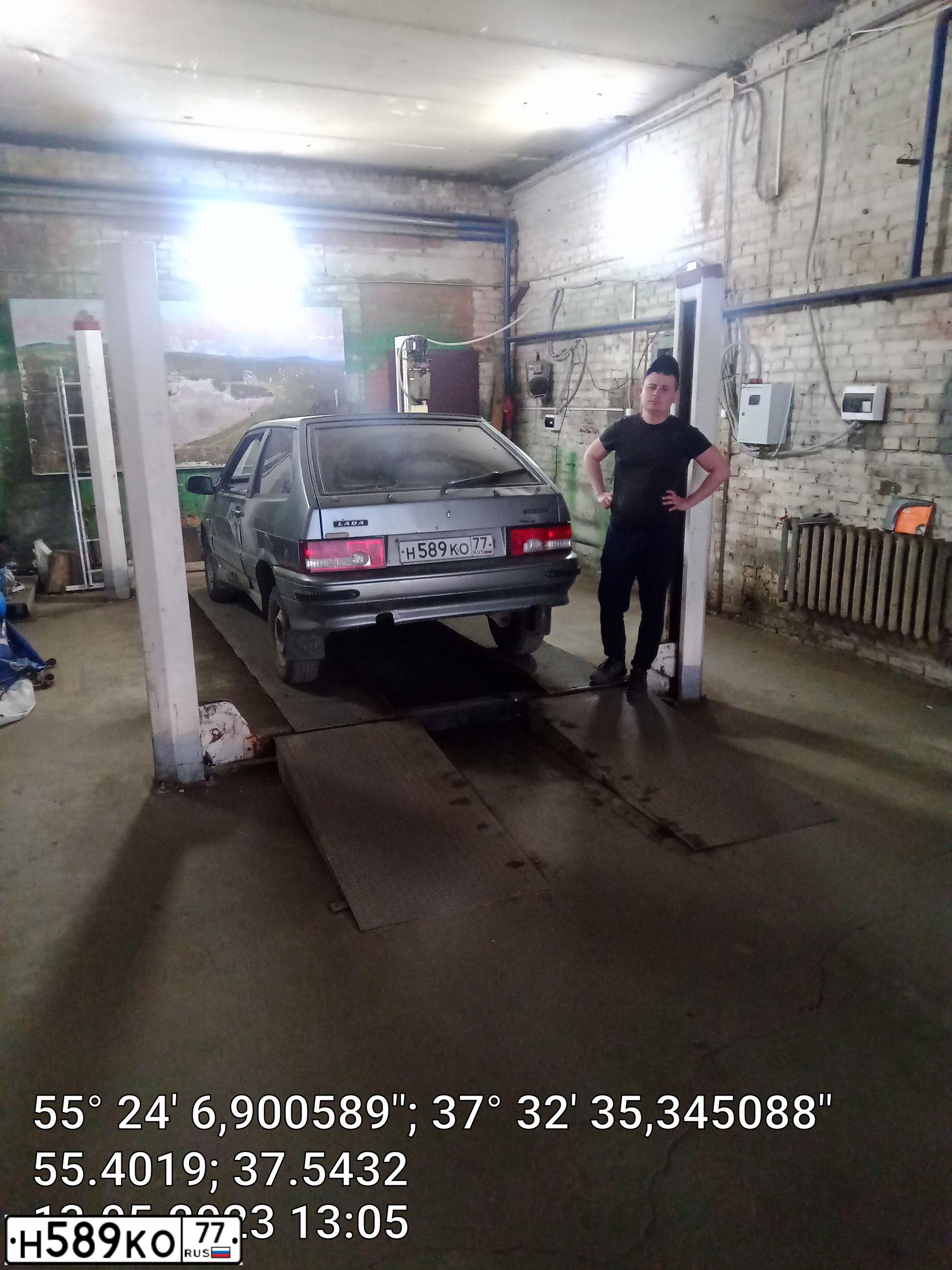 Фото автомобиля LADA 2113 SAMARA, 2008 — госномер Н589КО77