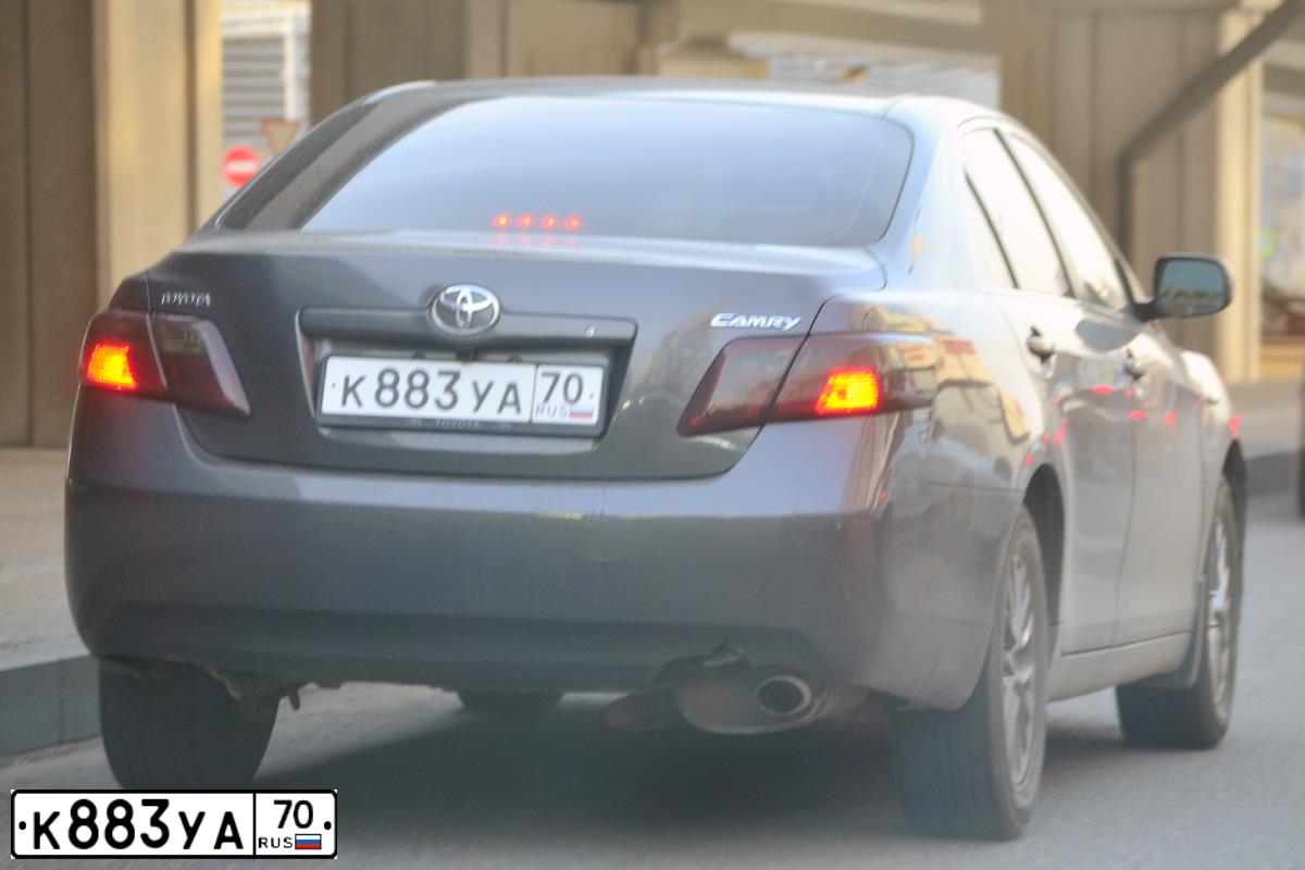 Фото автомобиля TOYOTA CAMRY, 2008 — госномер О074АА73. Цвет: СЕРЫЙ