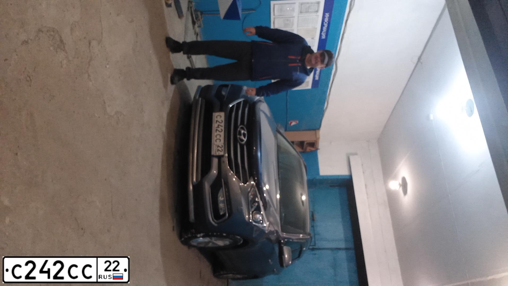 Фото автомобиля HYUNDAI SANTA FE, 2007 — госномер О482ХО22. Цвет: Серебристый