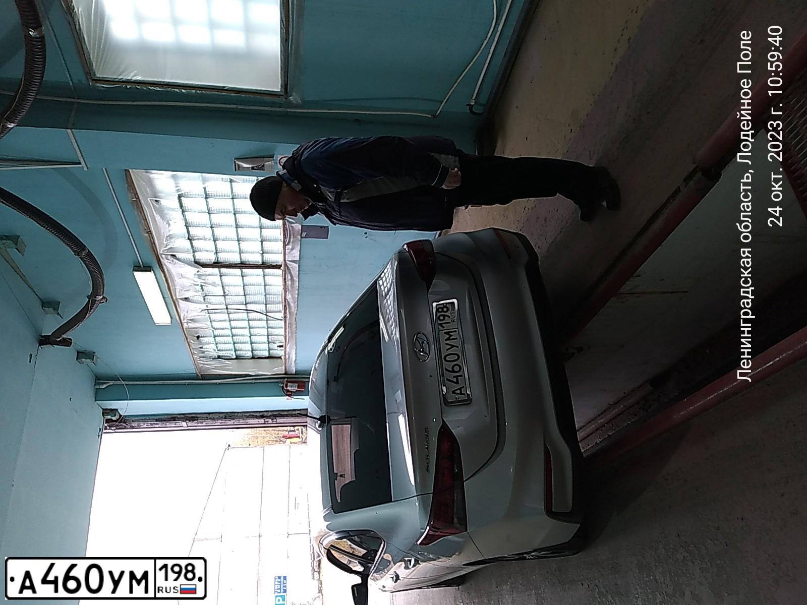 Фото автомобиля HYUNDAI SOLARIS, 2018 — госномер Е237АС147. Цвет: СЕРЕБРИСТЫЙ