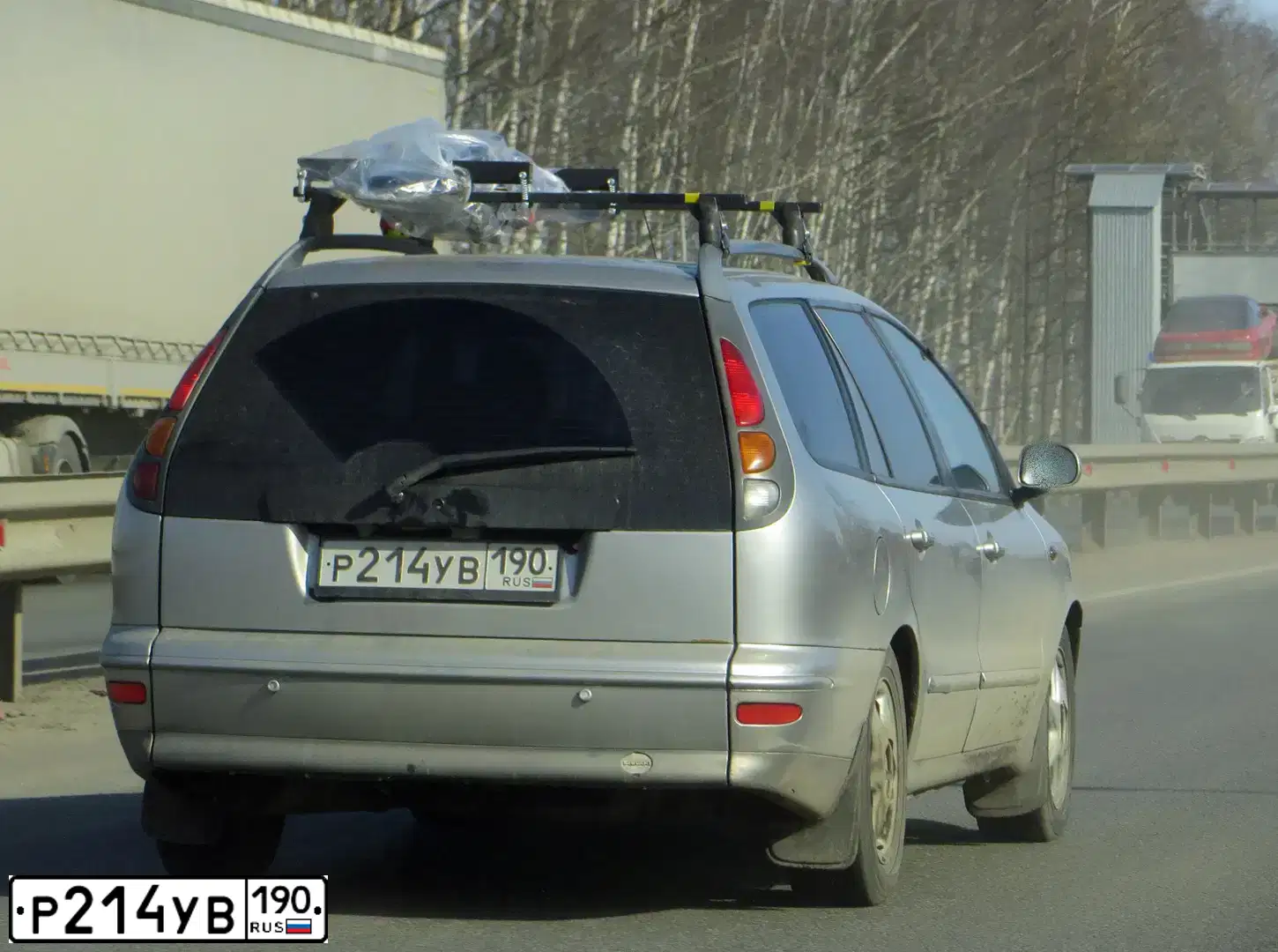 Фото автомобиля FIAT MAREA, 2001 — госномер С088РМ195. Цвет: СЕРЫЙ